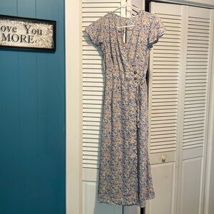Sienna Sky XS MIDI Floral Dress